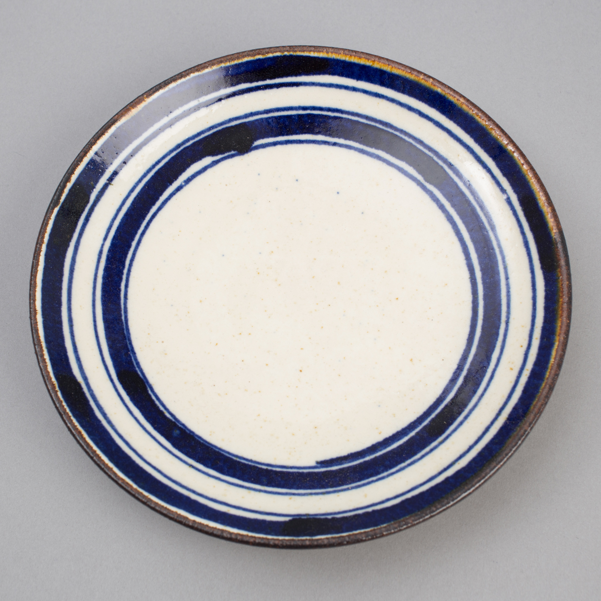 The Hill-Side Endo Stripes Small Plate